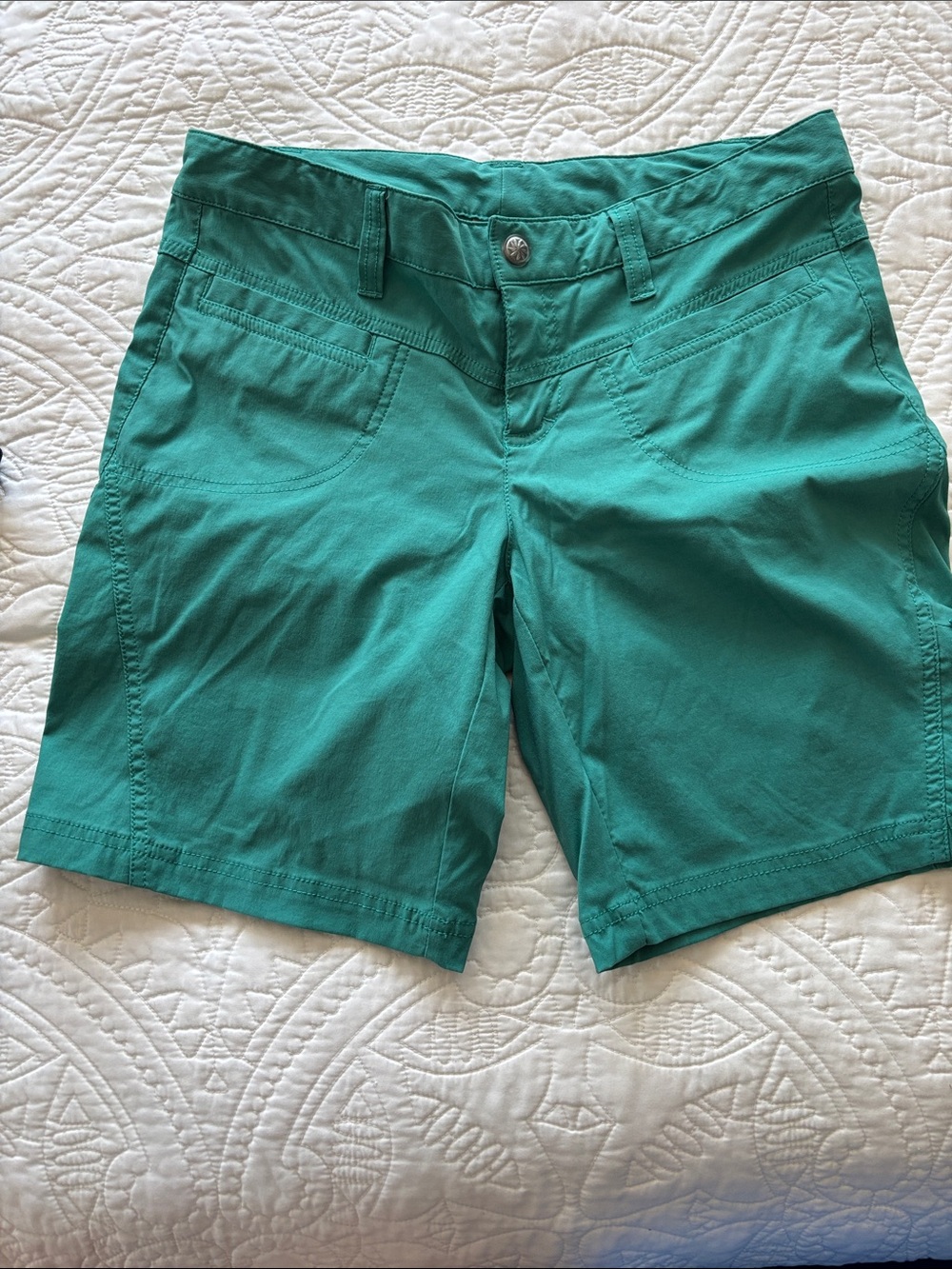 Athleta Teal Knee-Length Performance Shorts
